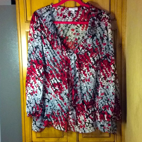FINAL SALE PRICE Fashion Bug Blouse in Red, Black, Gray & White - Picture 1 of 8